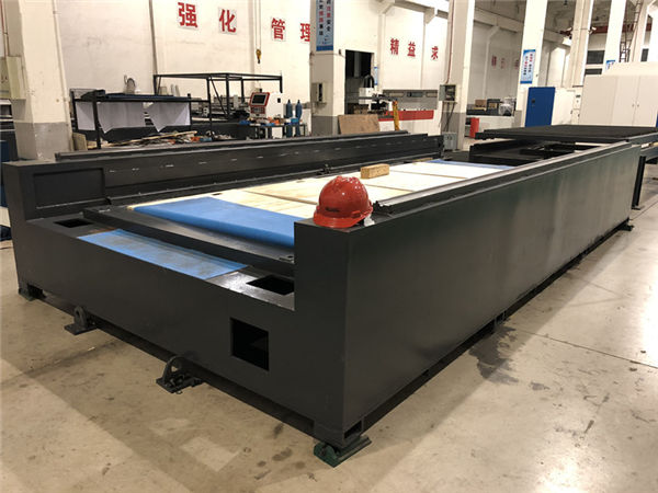 profesionalni rezač metalnih ploča i cijevi s laserskim rezom